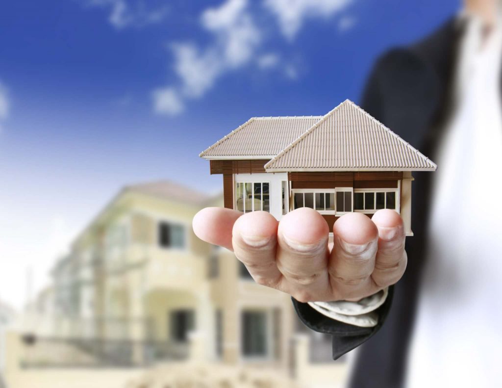 Reasons to invest in real estate. Why people invest in real estate, here are few reasons;